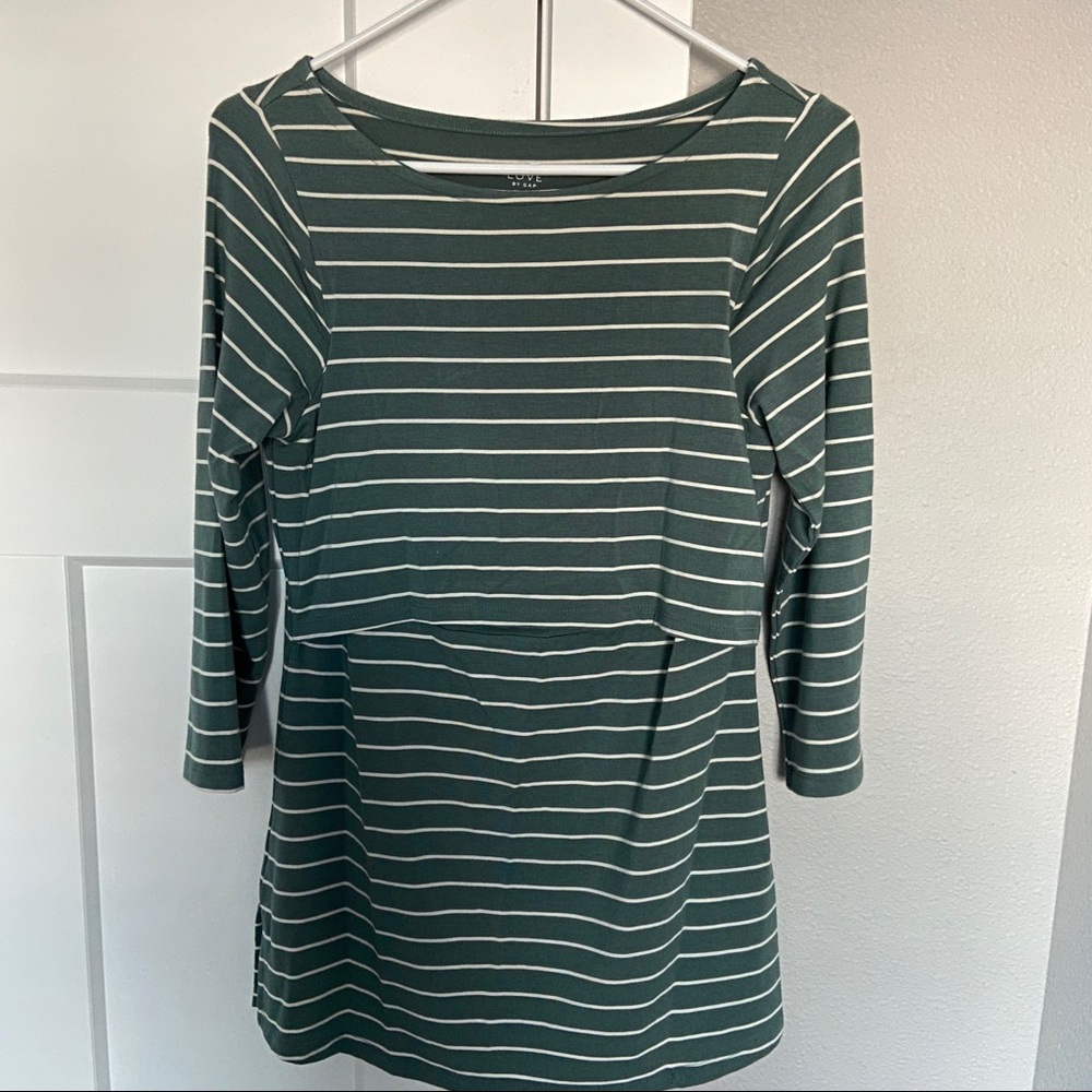 Gap nursing 3/4 sleeve top